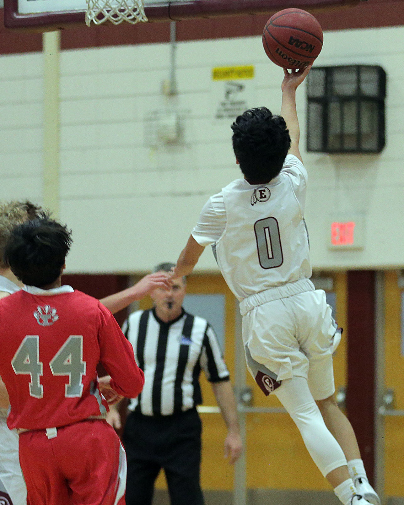 Truckee at Elko Boys Basketball (23).jpg